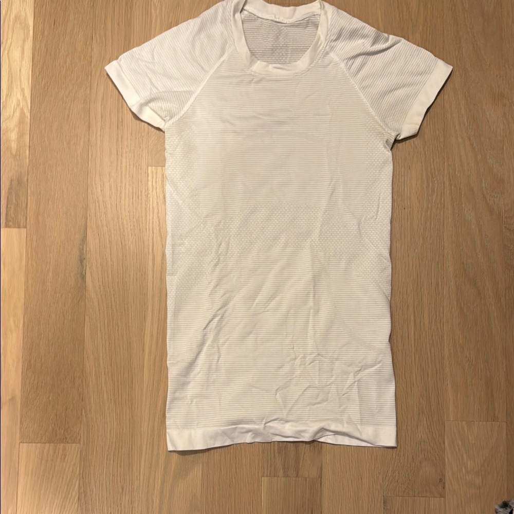 Lululemon Swiftly Tech